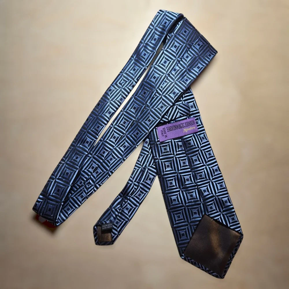 Earvin Magic Johnson Signature Blue Silk Neck Tie Made in Italy 90s 3.75x60